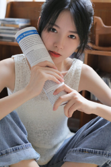 箱子里的女人